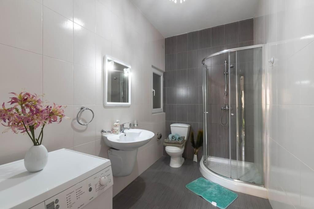 Modern Apt. Close To The Square San Pawl il-Baħar Eksteriør bilde