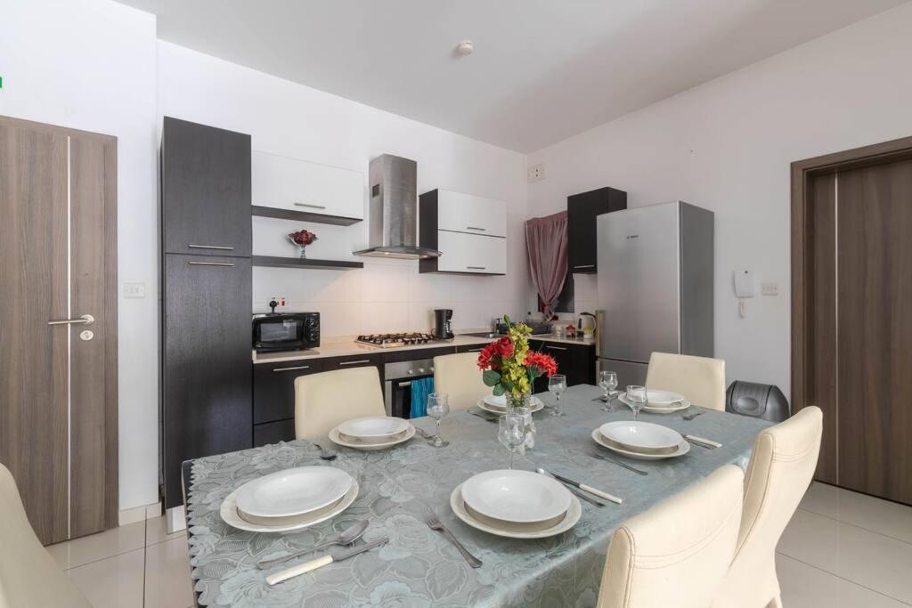 Modern Apt. Close To The Square San Pawl il-Baħar Eksteriør bilde